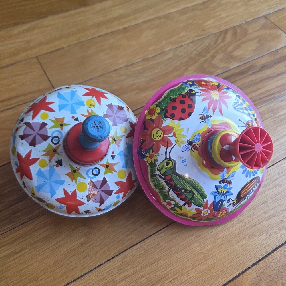 Vintage Metal‎ Colorful Spinning Tops for Kids